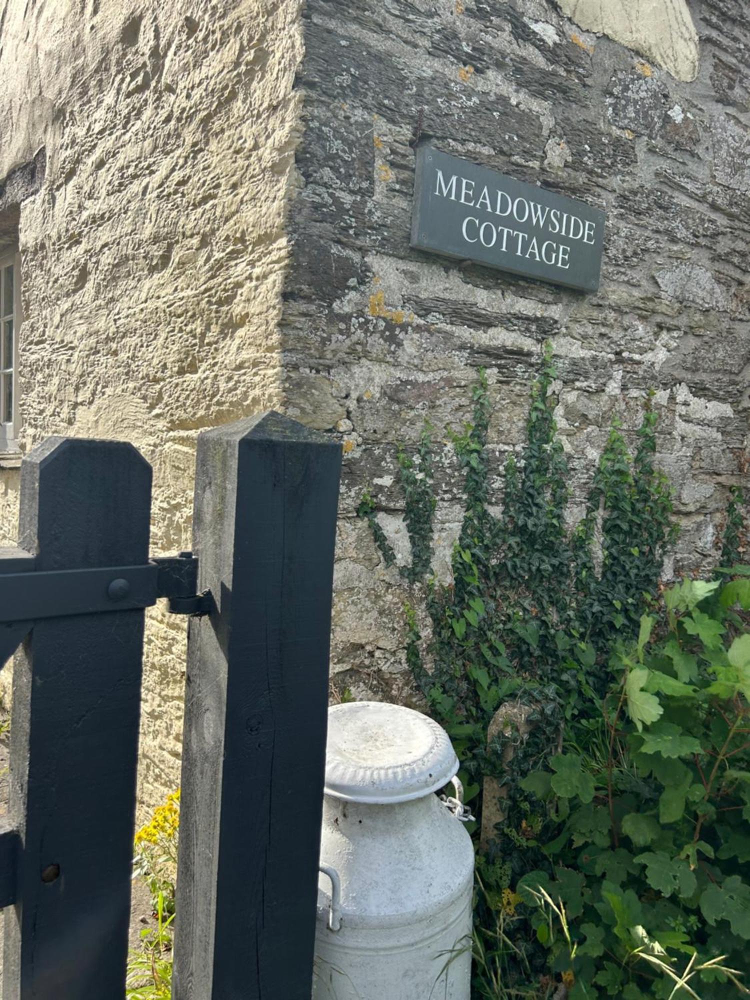 Meadowside Cottage, Characterful Grade 2 Listed Cottage Near To Wadebridge And Padstow Exterior foto